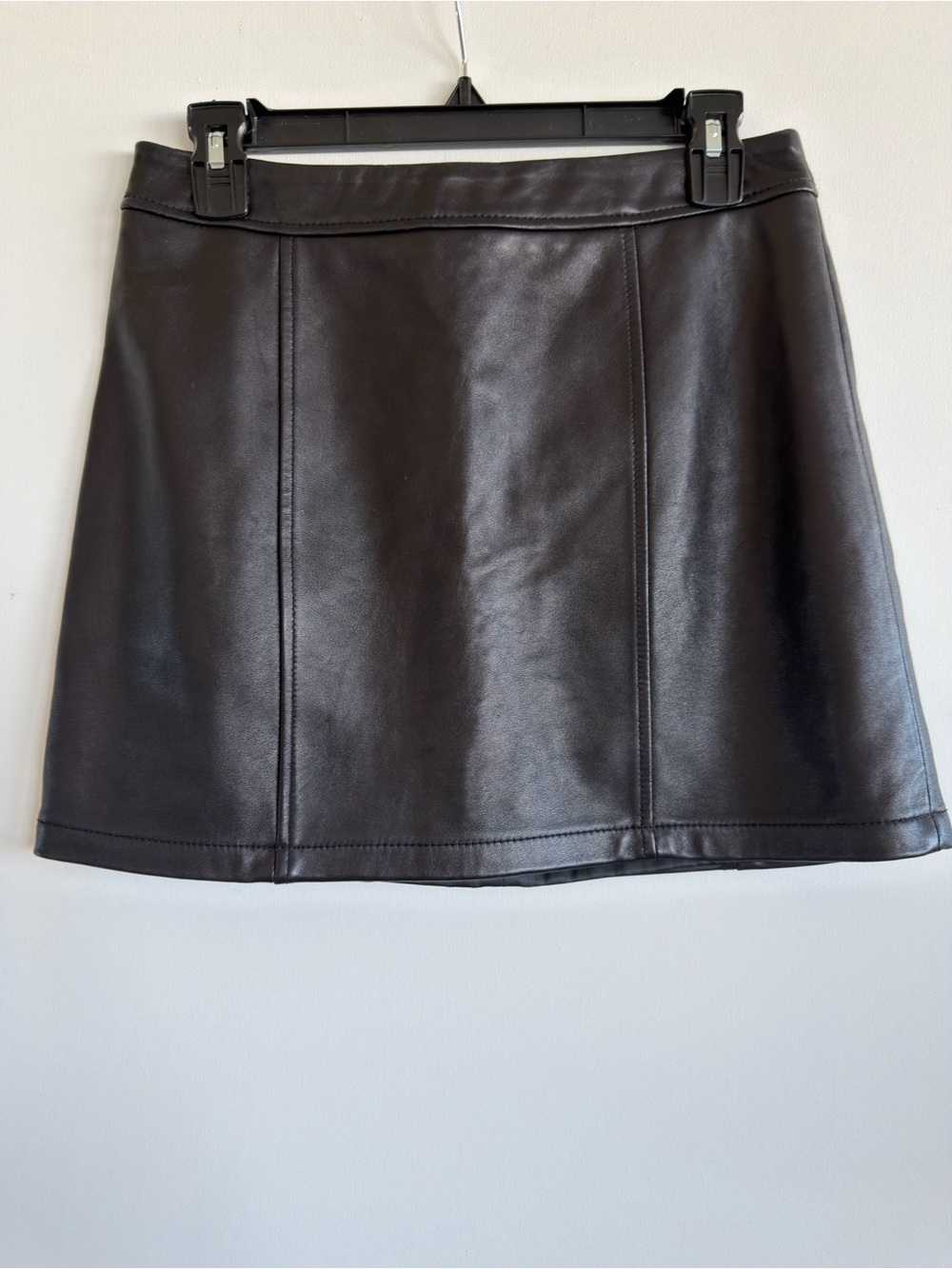 Gianni Bini Black Genuine Leather Mini Skirt Size S Seam Detail A-Line
